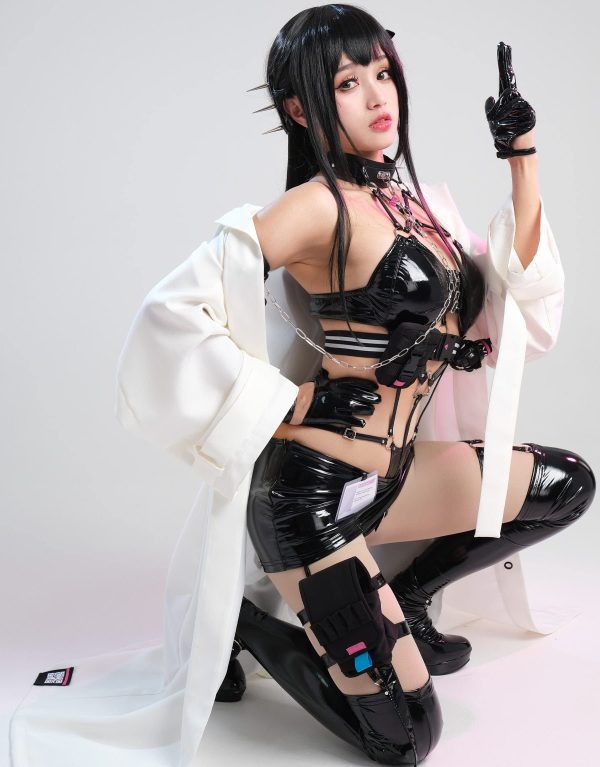 Women Game Cosplay Costume Outfit Jaket Bra and Skirt Set with Panty and Belt